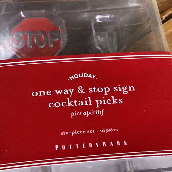 Pottery Barn Holiday One Way and Stop Sign Set of Six Metal Cocktail Picks 🛑 - Picture 2 of 16